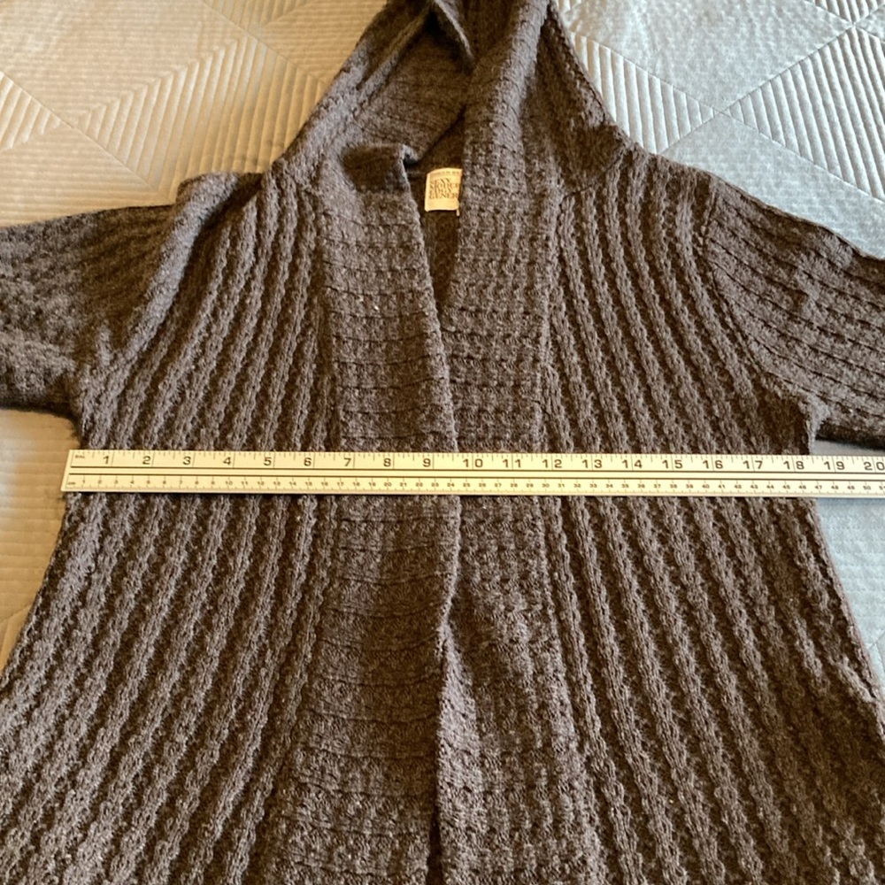 Urban Behaviour Women's Brown Knit Sweater Size L EUC - Picture 11 of 13